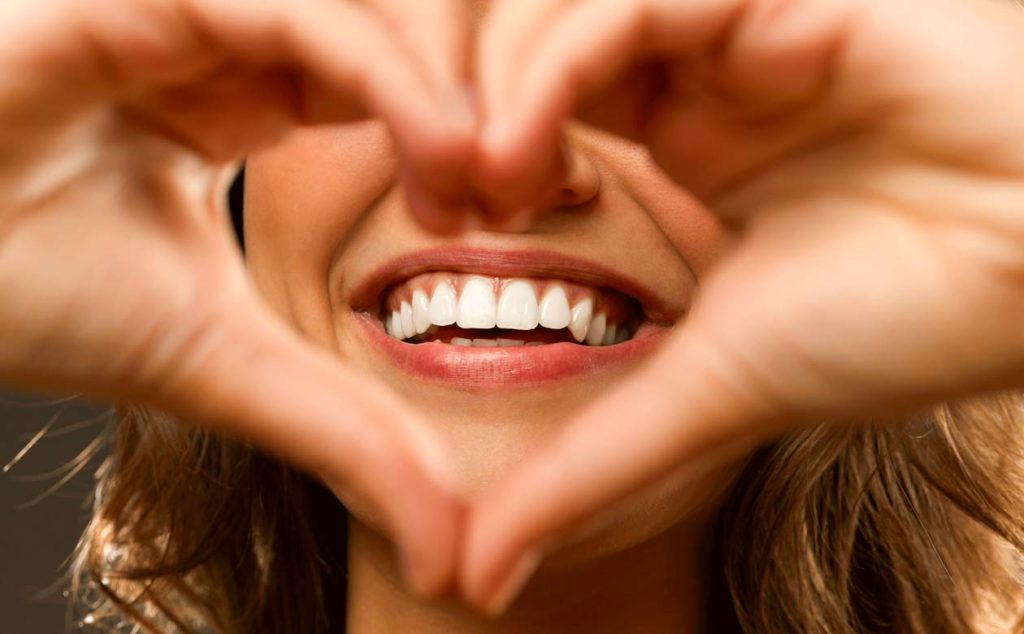 Revolução no Sorriso: Como a Cannabis Medicinal Está Transformando a Odontologia